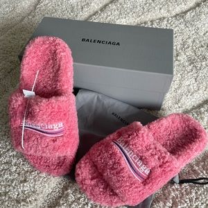 Balenciaga Fuzzy Slides in Pink